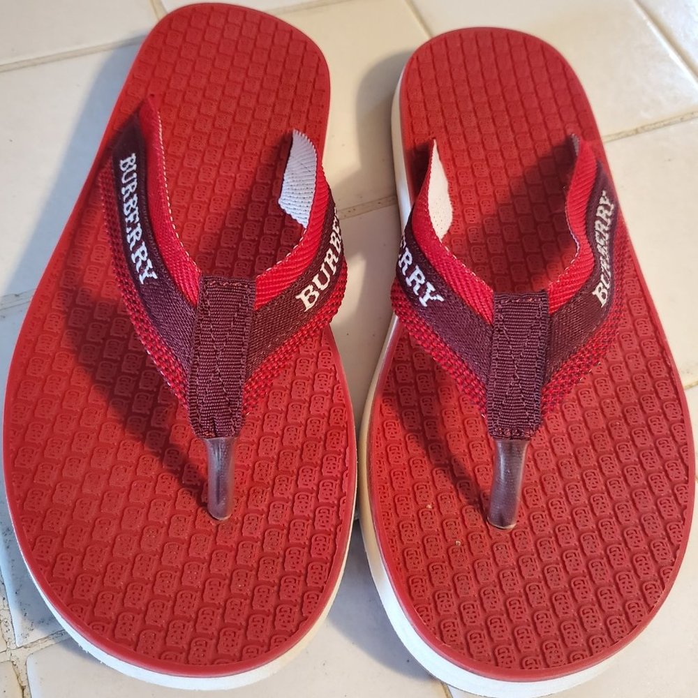 BURBERRY Womens Sandals Slides Thongs Red Flip-Flops Made In Italy Size 7 RARE